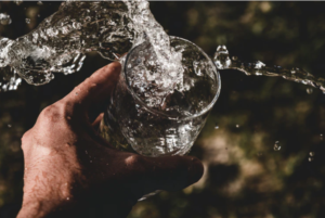 drink water